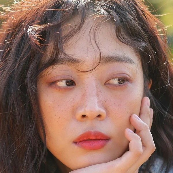 Popular photo full of fans’ love for Cho Boah