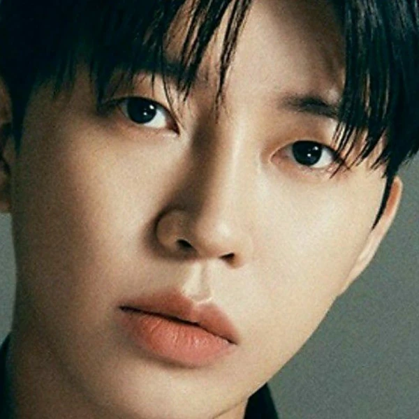 The most loved look of Lim Youngwoong today