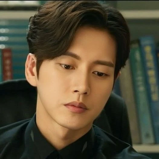 充满粉丝爱意的朴海镇人气照片