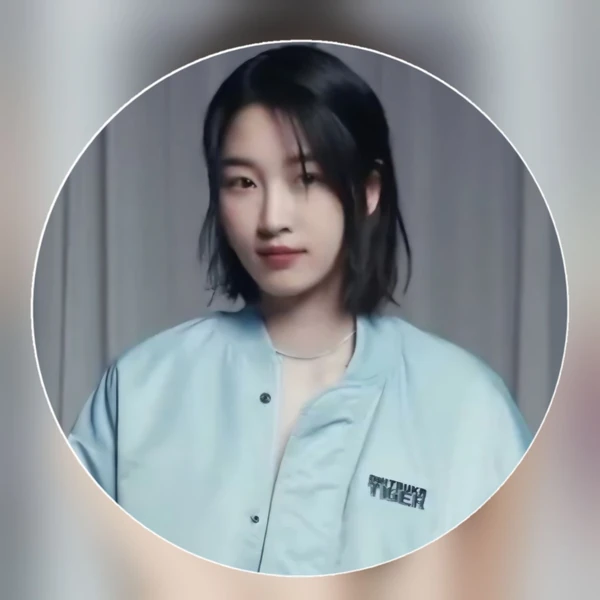 The most loved look of Won Jian today