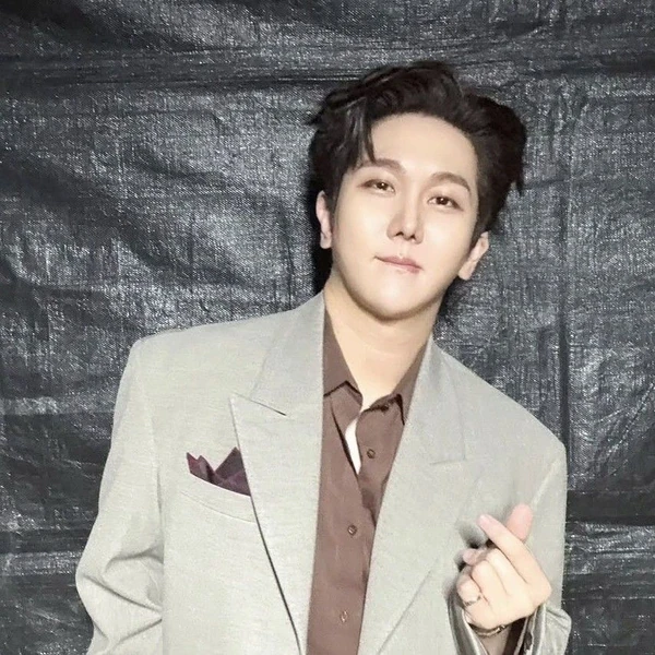 The most loved look of Kim Soochan today