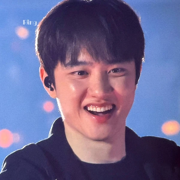 Foto populer Doh Kyungsoo (D.O.) yang penuh cinta dari penggemar