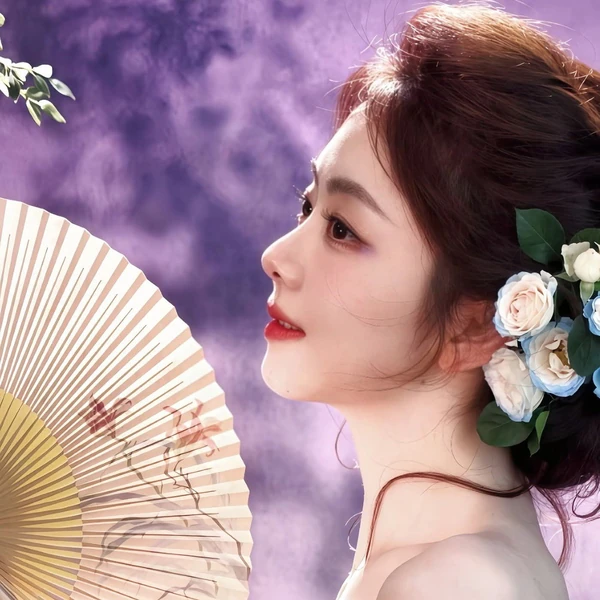 The most loved look of Tan Song Yun today