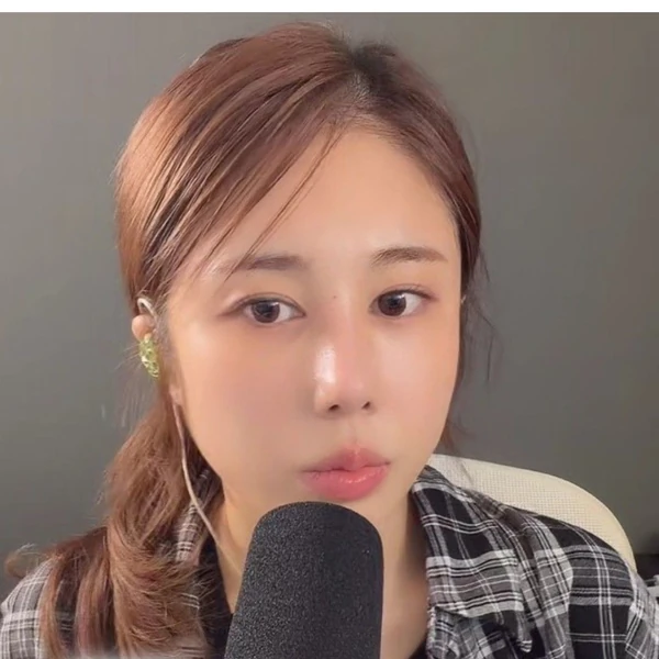 Momen terbaik Kim Soyou pilihan penggemar