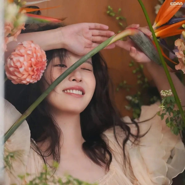 Momen terbaik IU pilihan penggemar