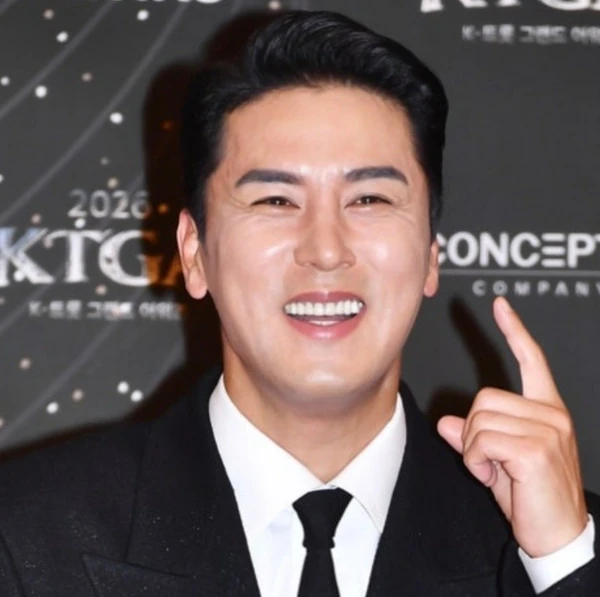 Penampilan Jang Minho yang paling disukai hari ini