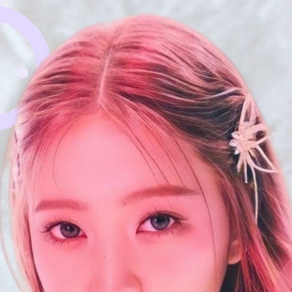 The most loved look of Yeri (1999) today