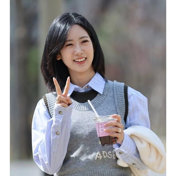 Top moment of Kang Hyeyeon chosen by fans