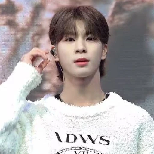 今天最受喜愛的鄭東元模樣