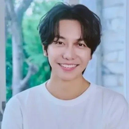 Momen terbaik Lee Seunggi pilihan penggemar