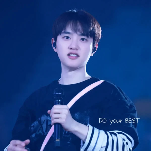 Penampilan Doh Kyungsoo (D.O.) yang paling disukai hari ini