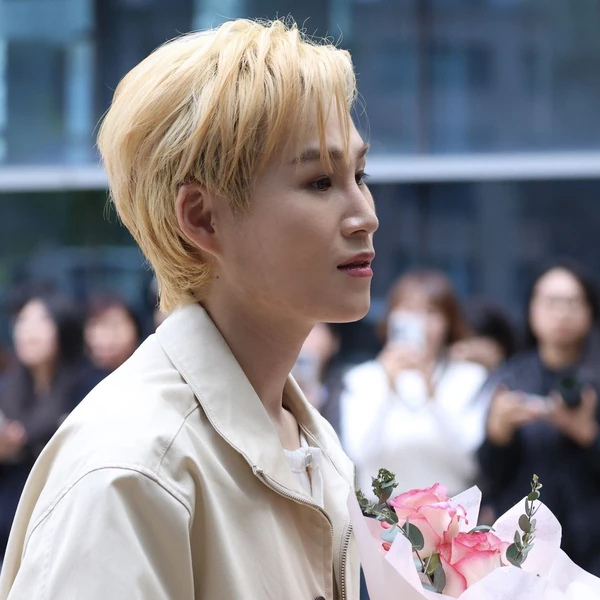 今天最受喜愛的金熙栽模樣