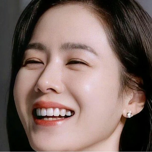 Representative photo of Son Yejin showing their charm