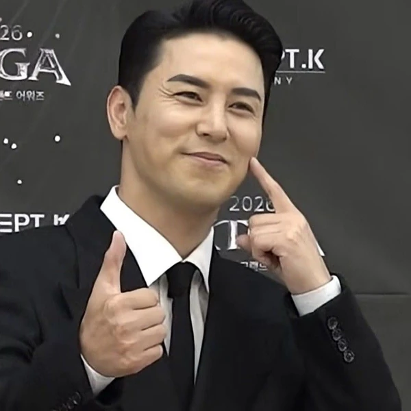 Penampilan Jang Minho yang paling disukai hari ini