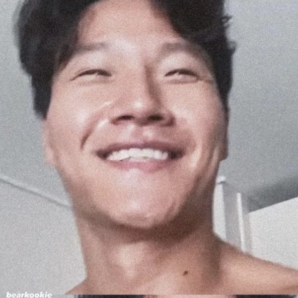 Penampilan Kim Jongkook yang paling disukai hari ini