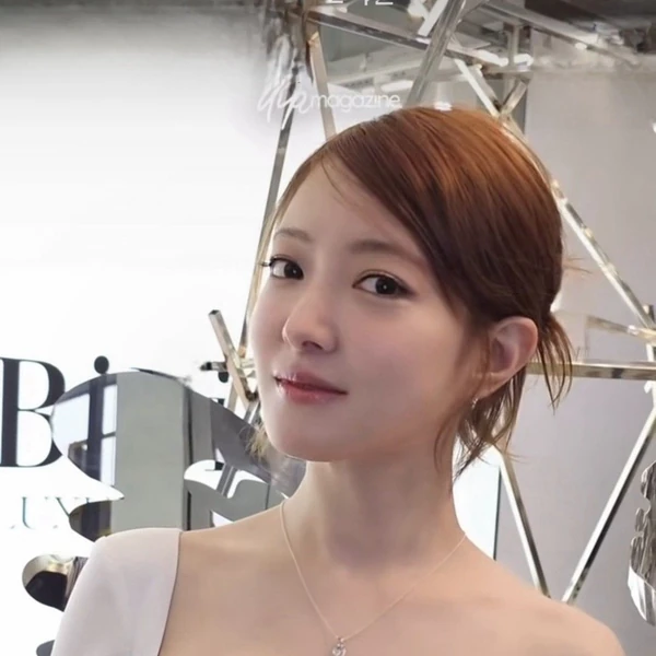 The most loved look of Lee Seyoung today