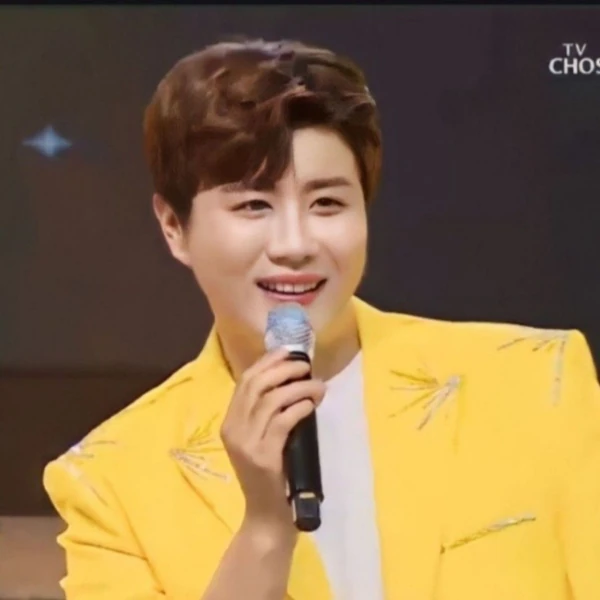 The most loved look of Jin Haesung today