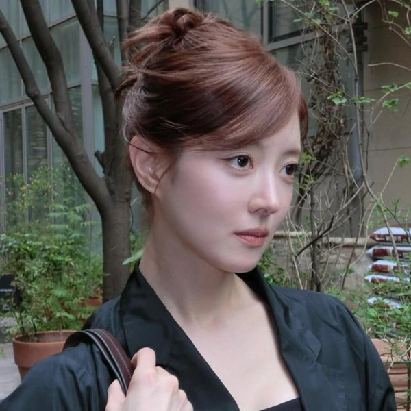 The most loved look of Lee Seyoung today