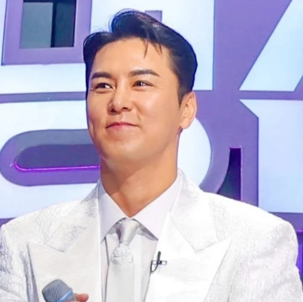 Penampilan Jang Minho yang paling disukai hari ini