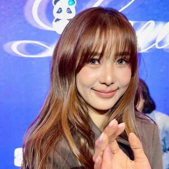 Popular photo full of fans’ love for Film Rachanun Mahawan