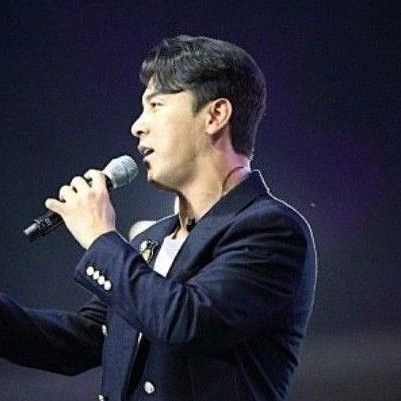 Foto populer Jang Minho yang penuh cinta dari penggemar