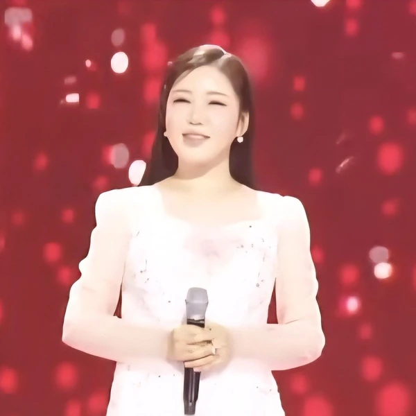 오늘 가장 사랑받은 송가인의 모습