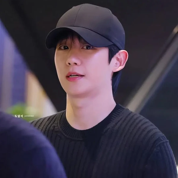 今天最受喜爱的丁海寅模样