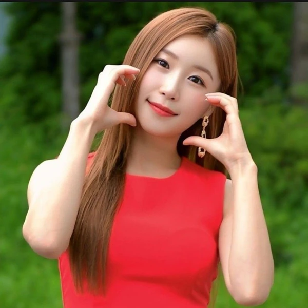 Top moment of Lee Sona chosen by fans