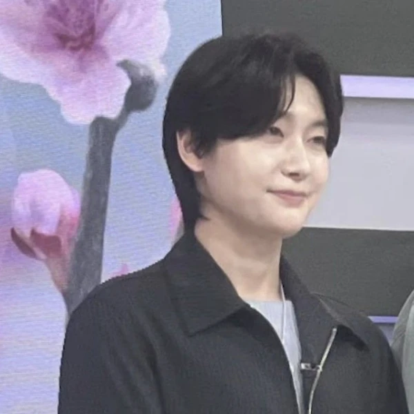 The most loved look of Kim Yongbin today