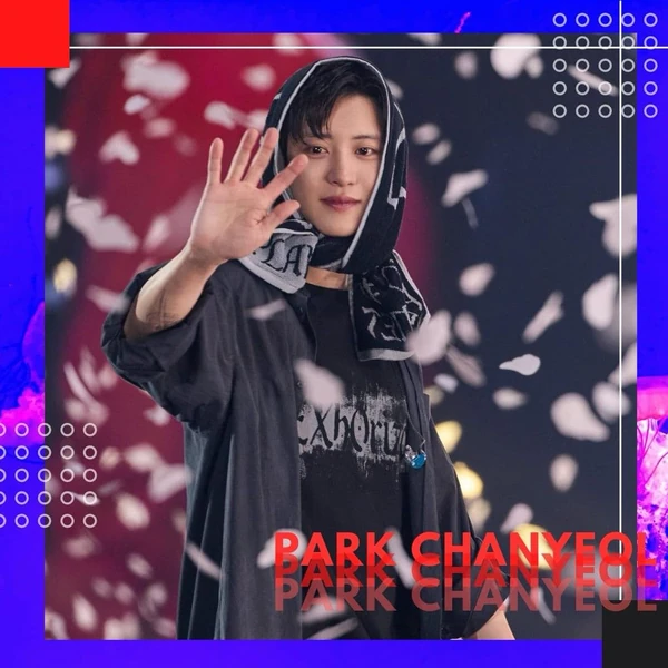 Popular photo full of fans’ love for Chanyeol