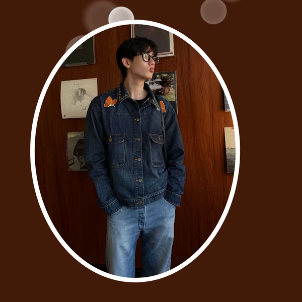 Popular photo full of fans’ love for Book Kasidet Plookphol