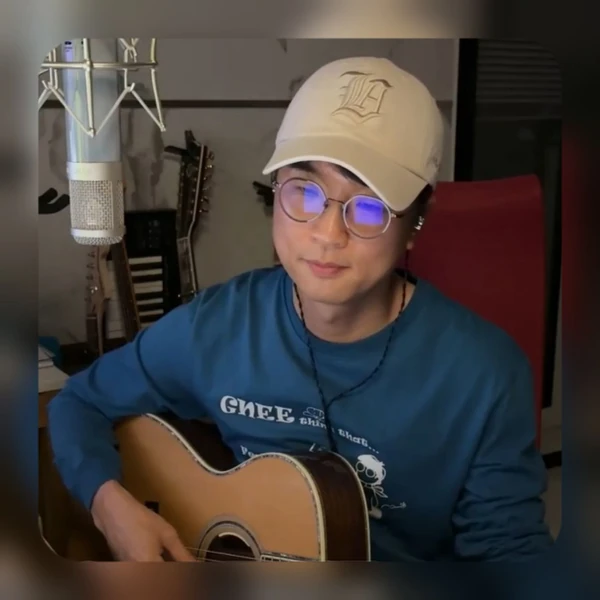 The most loved look of Bak Changgeun today