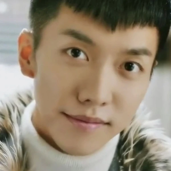 Top moment of Lee Seunggi chosen by fans