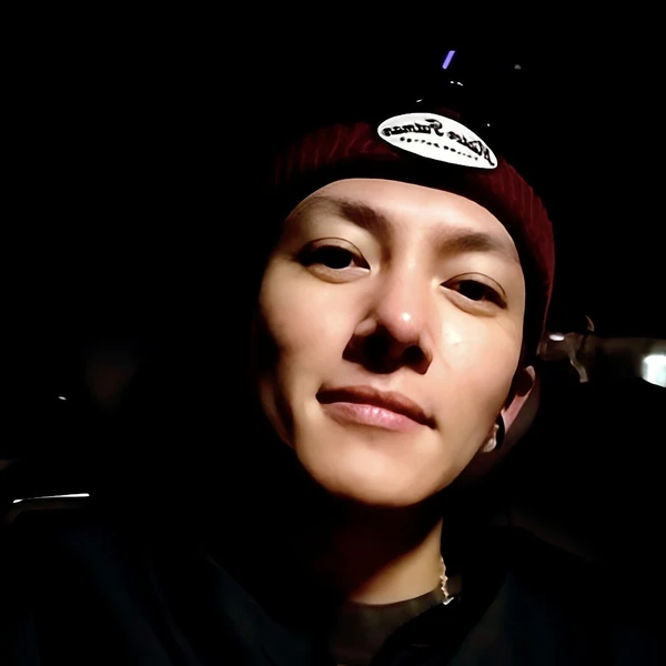 今天最受喜爱的池昌旭模样