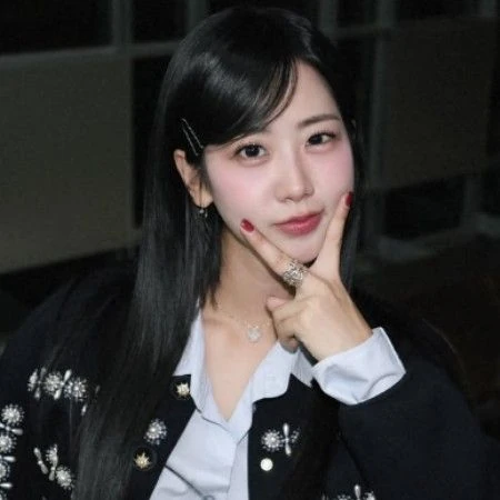 Top moment of Kang Hyeyeon chosen by fans