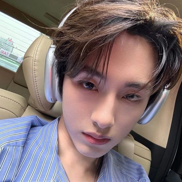 充滿粉絲愛的董思成人氣照片