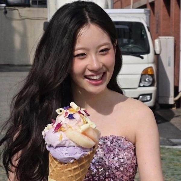 オ・ユジンへのファンの愛が詰まった人気写真