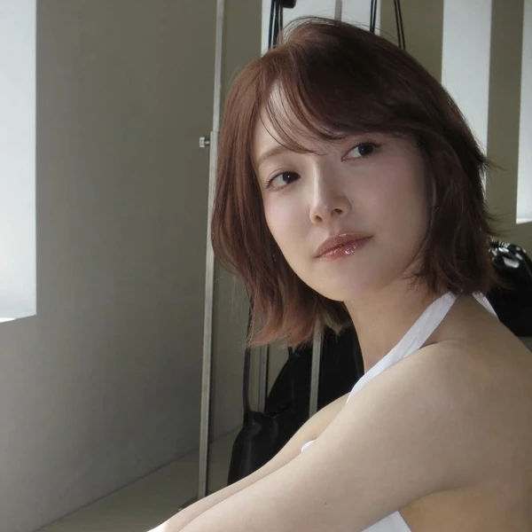 The most loved look of Lee Seyoung today