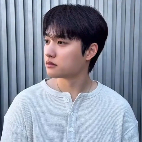 Foto populer Doh Kyungsoo (D.O.) yang penuh cinta dari penggemar