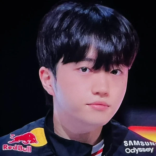 Popular profile photo of Keria loved by fans