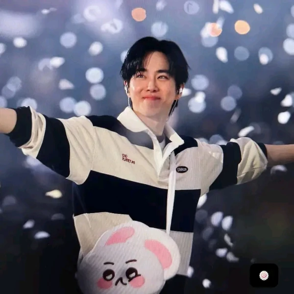 今天最受喜愛的Suho模樣