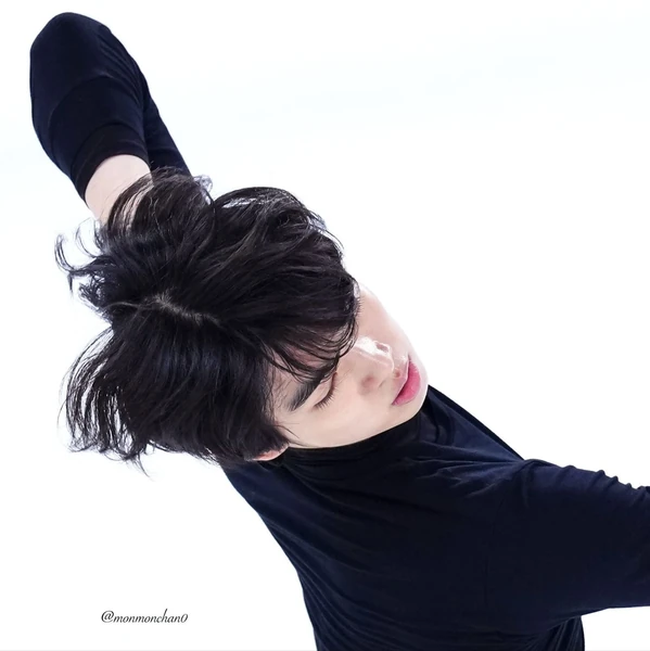 A brilliant moment of Cha Junhwan created by the fandom