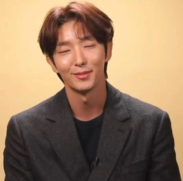 Representative photo of Lee Joongi showing their charm