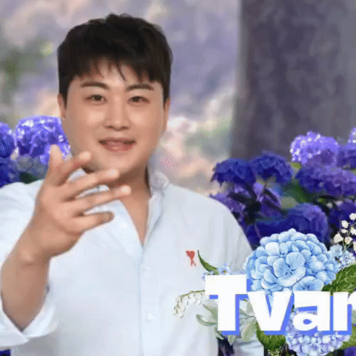 充滿粉絲愛的金浩中人氣照片