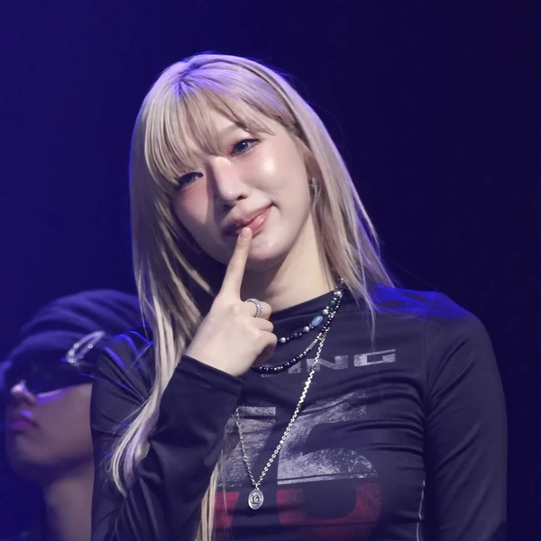 充滿粉絲愛的BADA人氣照片