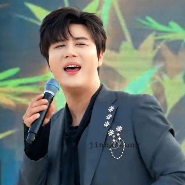 今日最も愛されたチン・ヘソンの姿