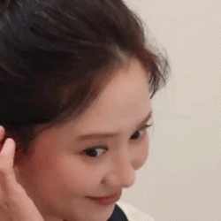 Foto populer Song Jihyo yang penuh cinta dari penggemar