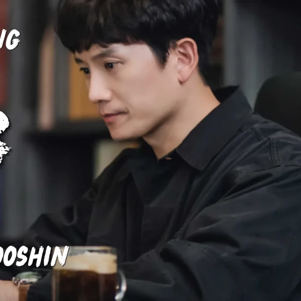 The most loved look of Ji Sung today