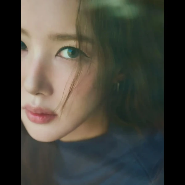 The most loved look of Park Minyoung today