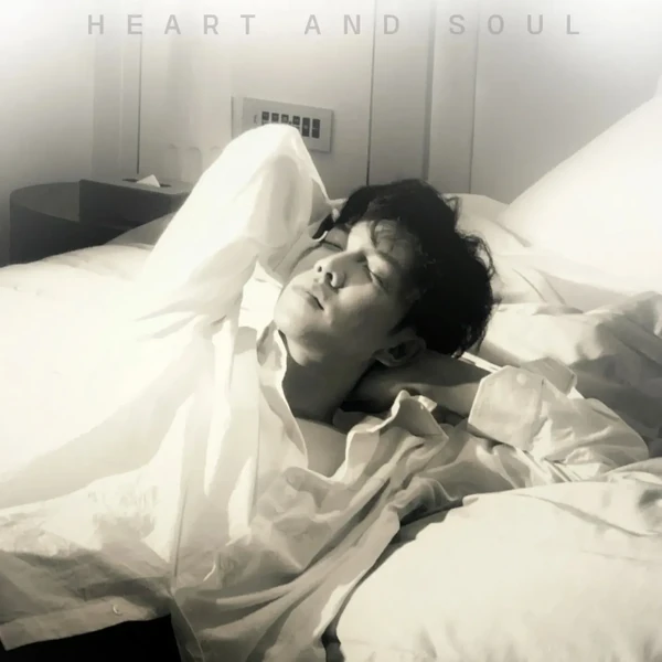 The most loved look of Lee Seunggi today